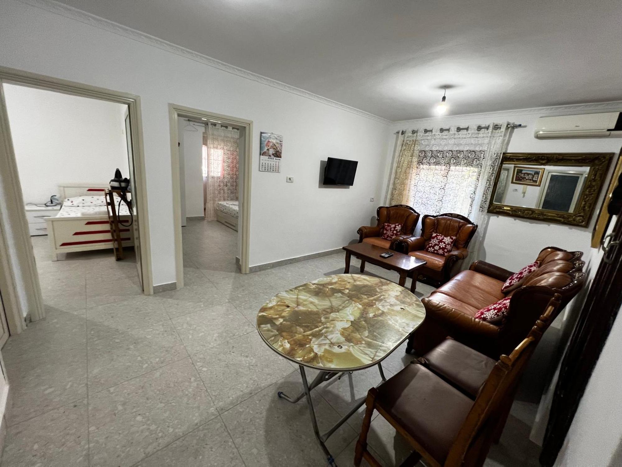 Boulevard Apartment Тирана Екстериор снимка