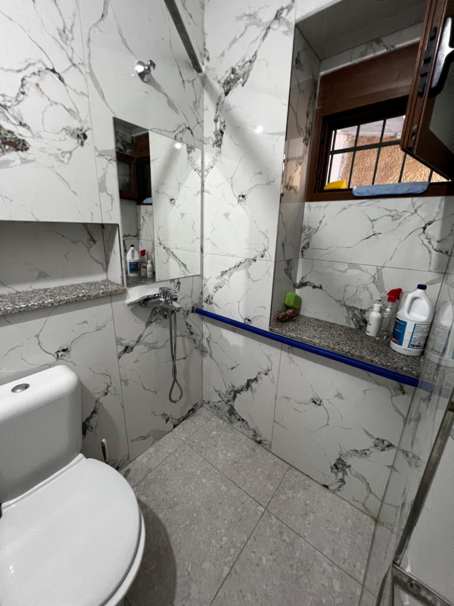 Boulevard Apartment Тирана Екстериор снимка